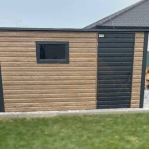 Zahradní domek 4×2,5 m Winchester dekor dřeva / RAL 7016 Antracit | Okno | Zesílená konstrukce