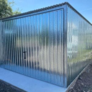 Plechová garáž 3,5x5m Pozink | Klasický svislý trapéz T7 | Výklopná vrata