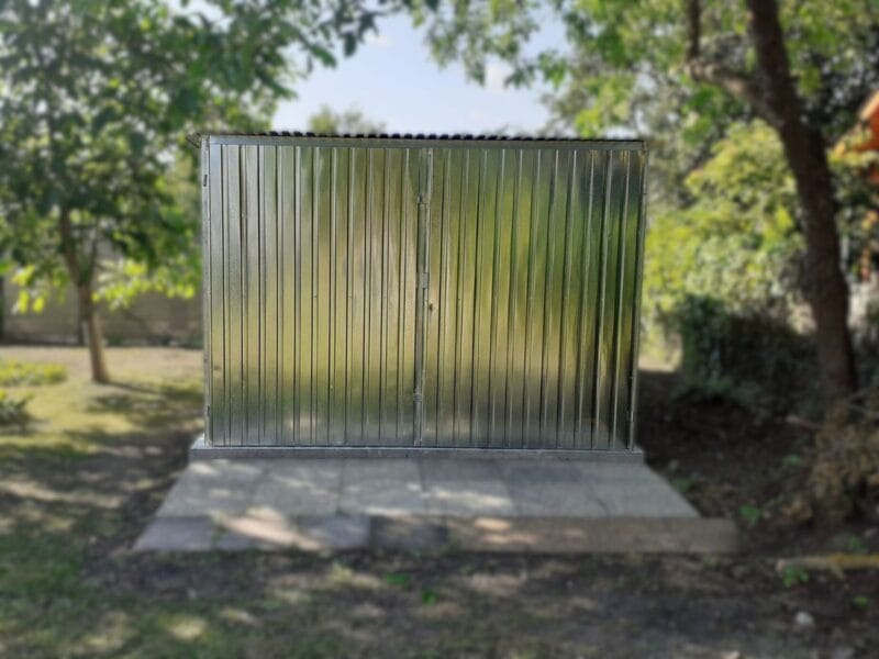 Plechová garáž 3x5m Pozink | Klasický svislý trapéz T7