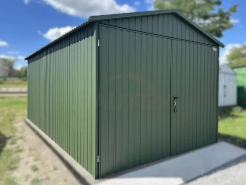 Plechová garáž 3x5m BTX 6020 Zelená Mat | Sedlová střecha | Dvoukřídlá vrata | Zesílená konstrukce