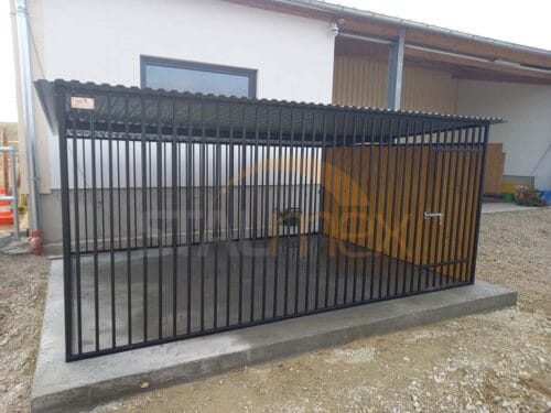 Kotec pro psa 4x3 m Černý | Dřevěné obložení | Svislé profily